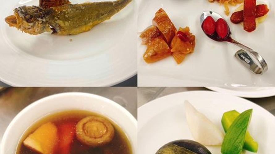 蔡總統分享年夜飯。（圖／取自蔡英文臉書）