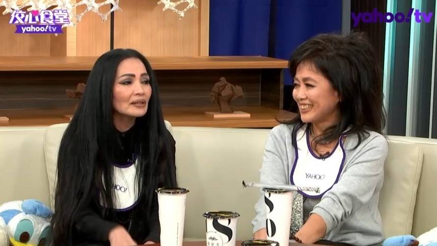 潘越雲和齊豫為已故好友三毛合體開演唱會。（圖／Yahoo TV提供）