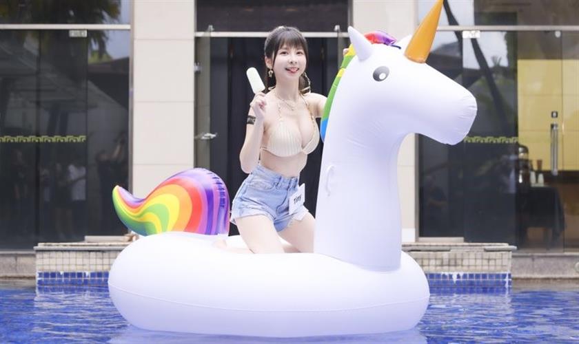 Tiny表示最嚮往的AV男優就是東尼大木。(圖／NightCo提供)