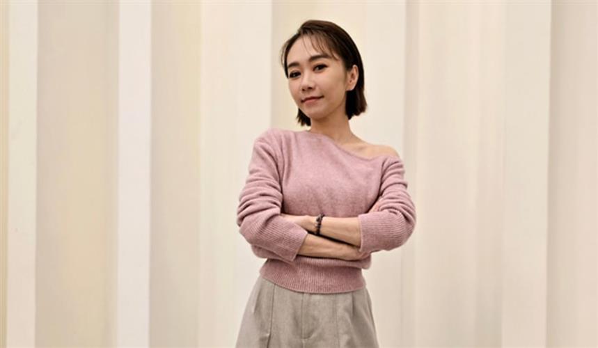 何依霈驚傳有個交往十年的前女友，還遭指控有不當得利。(圖 / 摘自臉書)