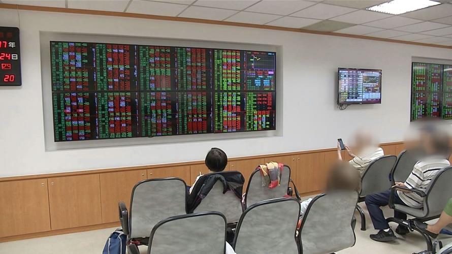 台股兔年全年漲超過3千點。(示意圖/張美欣攝)