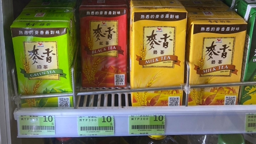 不少網友認為麥香10元系列飲料比較好喝。(圖/取自PTT)