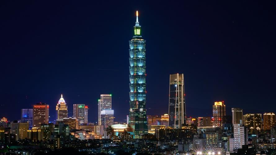 外地人初次踏入信義計畫區會認為和居住地截然不同。(示意圖/取自pexels)