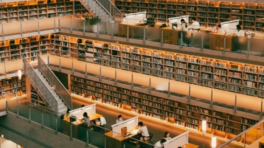 政大最美圖書館。(圖/翻攝政大達賢圖書館官網)