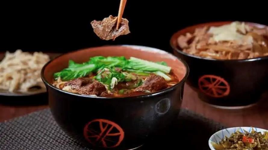 「三商巧福」限時推出「原汁牛肉麵109元」。（圖／三商巧福提供）