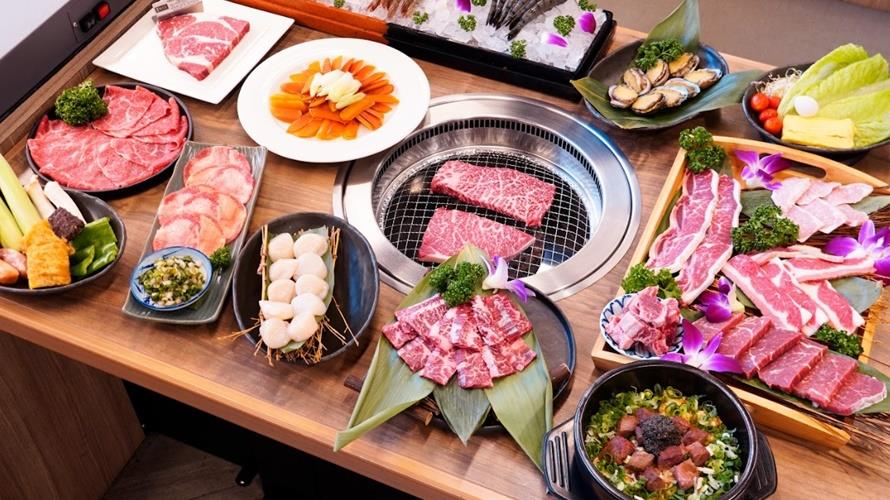 身分證有「1.4.5」任二碼,吃美食享優惠。(圖/馬辣集團提供)