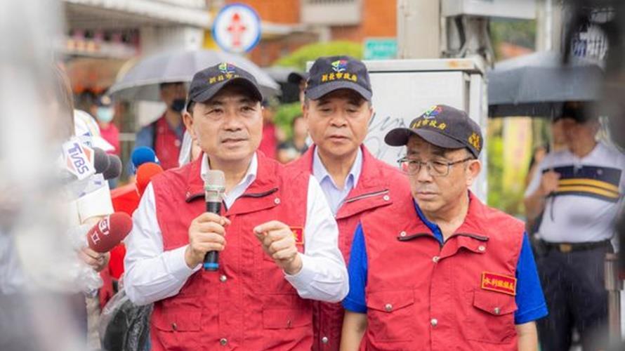 對於雙十國慶主視覺設計沒有「中華民國」，侯友宜批賴清德不夠資格選總統。(圖／翻攝侯友宜臉書)