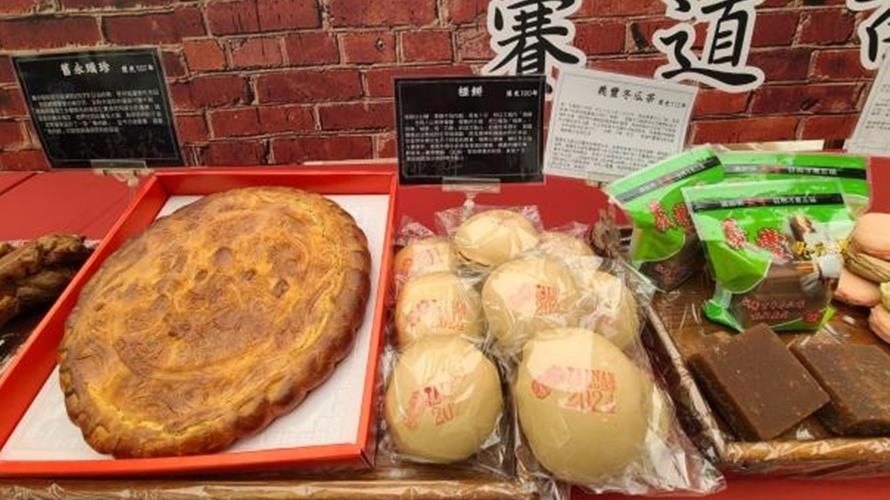 臺南古都國際半程馬拉松靠著吃台南美食打響名號。(圖/台南市政府提供)