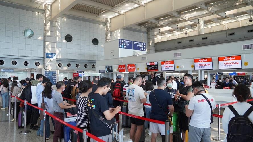 AirAsia(泰亞航)宣布正式首航「高雄—曼谷」航線。(圖/高雄市觀光局提供)