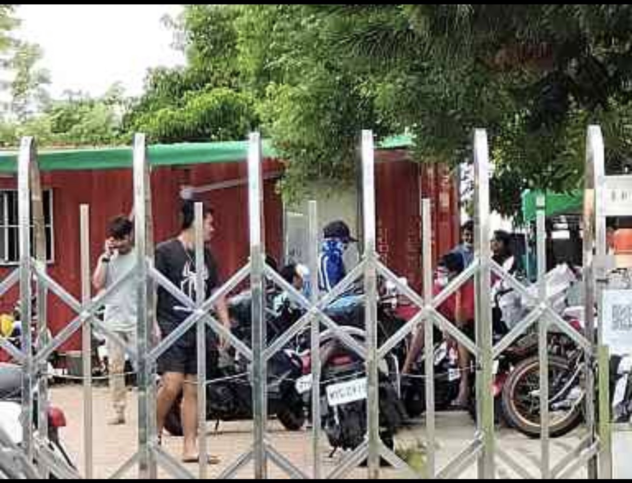 懷安老人養護中心以4000萬左右拍出，目前是外籍移工宿舍。讀者提供