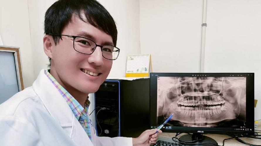 最適合拔除智齒的年齡介於16至25歲。(圖/高醫岡山醫院提供)