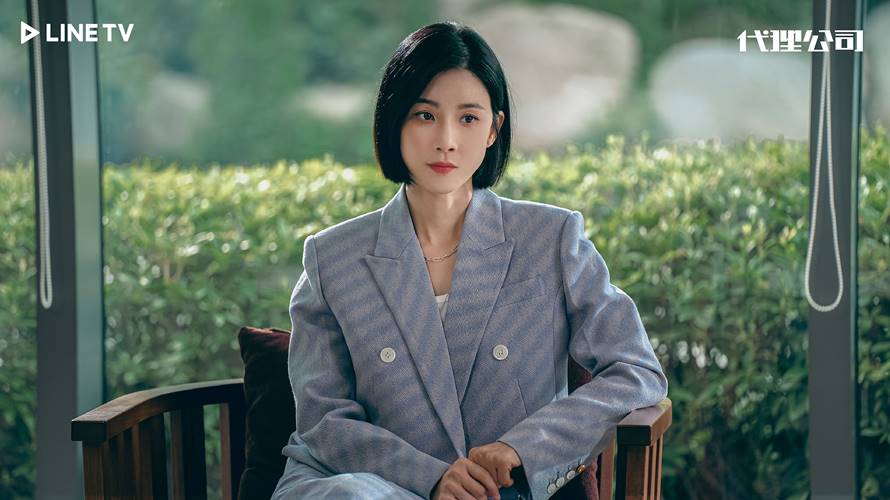 李寶英在《代理公司》的升職，成為職場女性的典範。（圖／LINE TV提供）