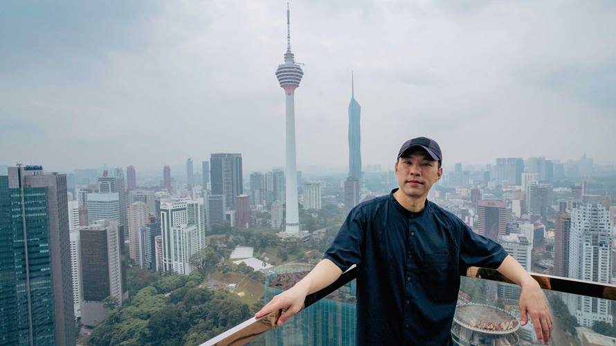 陳威全推首支台語歌《世界直直行》。（圖／上行娛樂提供）