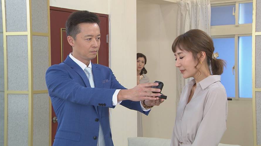 廖家儀《市井豪門》發現老公出軌，回想起當年被劈腿的惡夢。（圖／民視提供）