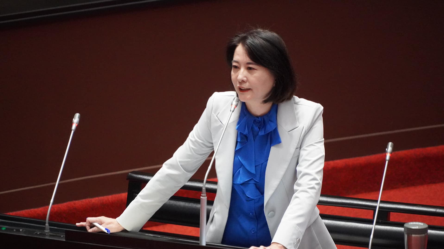 王鴻薇揭露民進黨酬庸安排 質疑罷免領銜人身兼政府職位