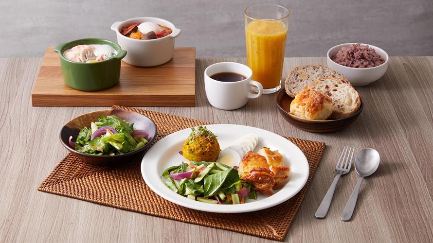 無印良品大立店提供的輕食料理首日開幕就吸引多人嘗鮮。(圖/翻攝無印良品官網)