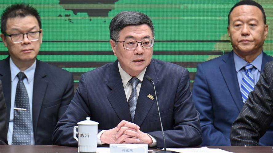 卓榮泰怒批「水桶審查」！939億刪減恐致政府運作癱瘓