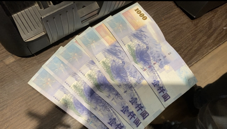 勞退金一次領還月領？　網曝「一次領完了、後面很慘」