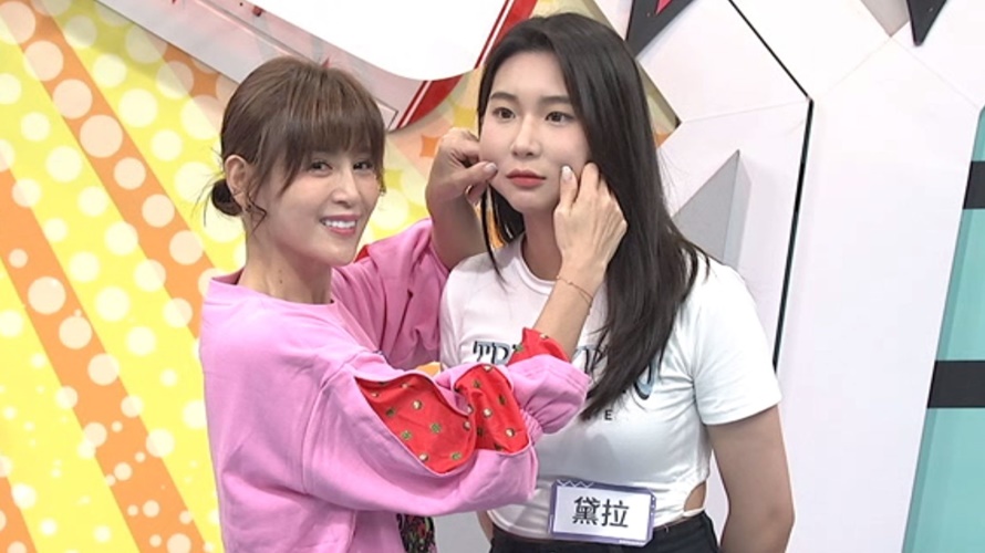 鄭仲茵與女兒黛拉。（圖／中天綜合台提供）