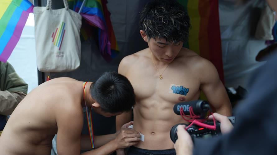 男優陳光參加台北同志大遊行。(圖/子席國際提供)
